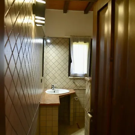 Madrechiesa Apartment *